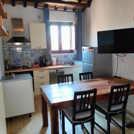 Апартаменти Da Ale - In Centro A San Benedetto Сан-Бенедетто-дель-Тронто Екстер'єр фото